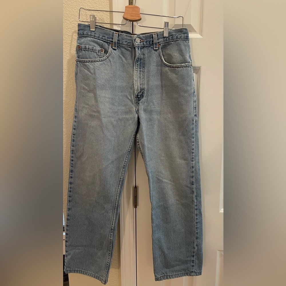 Levi’s 505 Medium Wash Blue Jeans - Size W33, L30